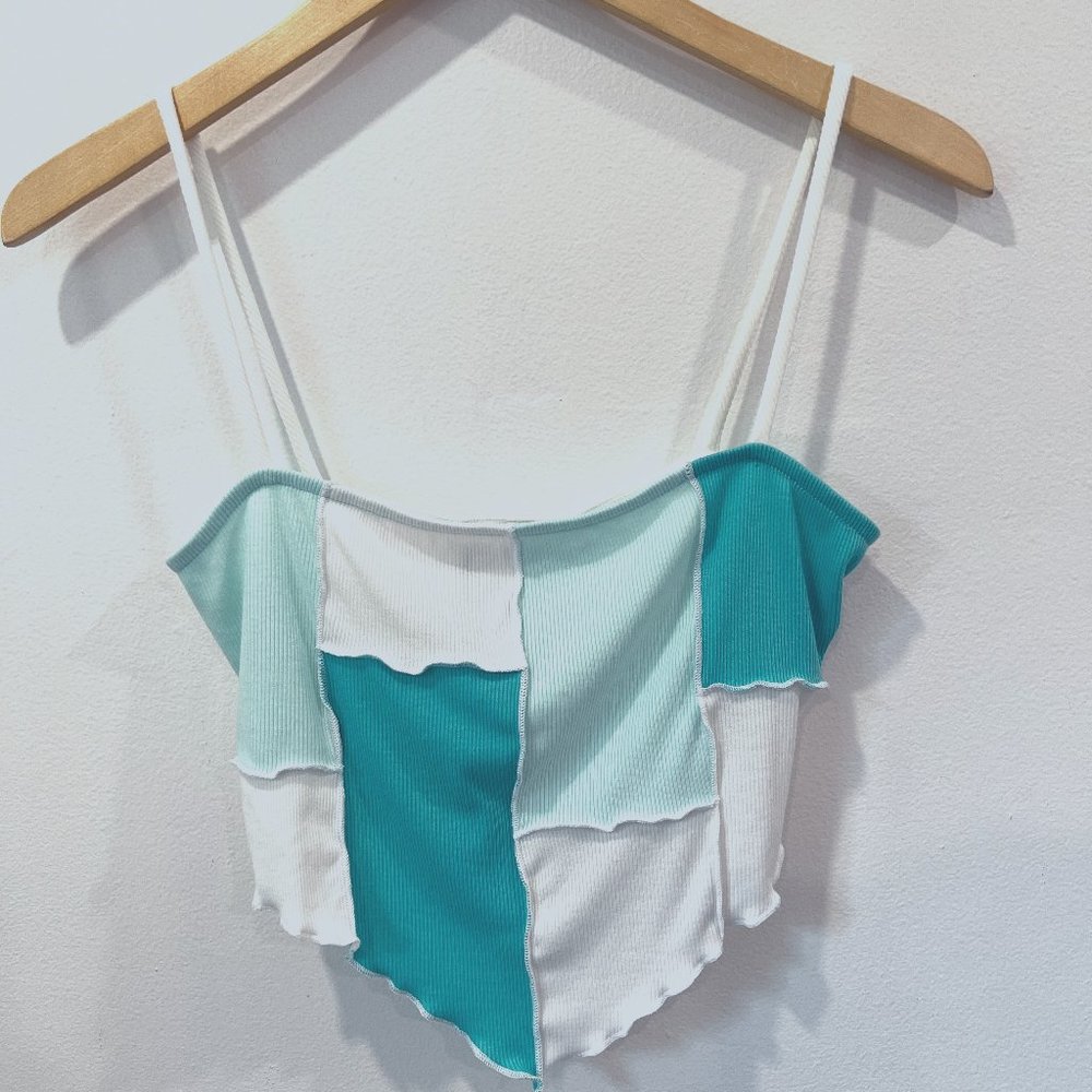 Gab & Kate Cropped Tank Top Size L NWT